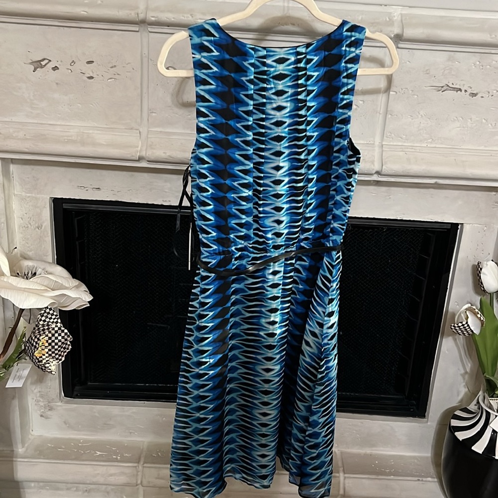 Calvin Klein chiffon sleeveless fit and flare dress - Picture 4 of 6
